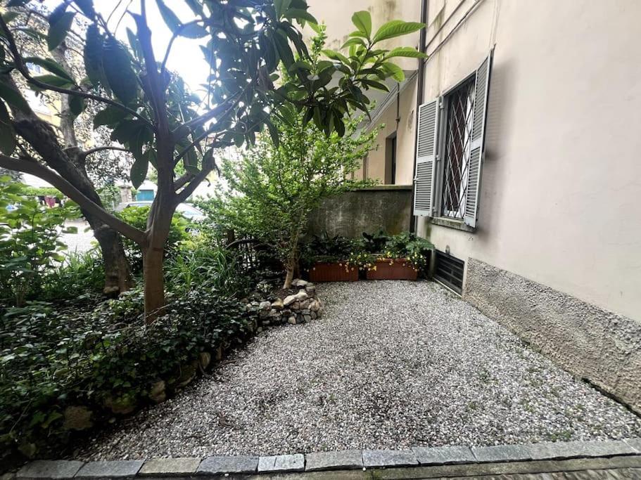 Stazione Canzo Exteriör bild